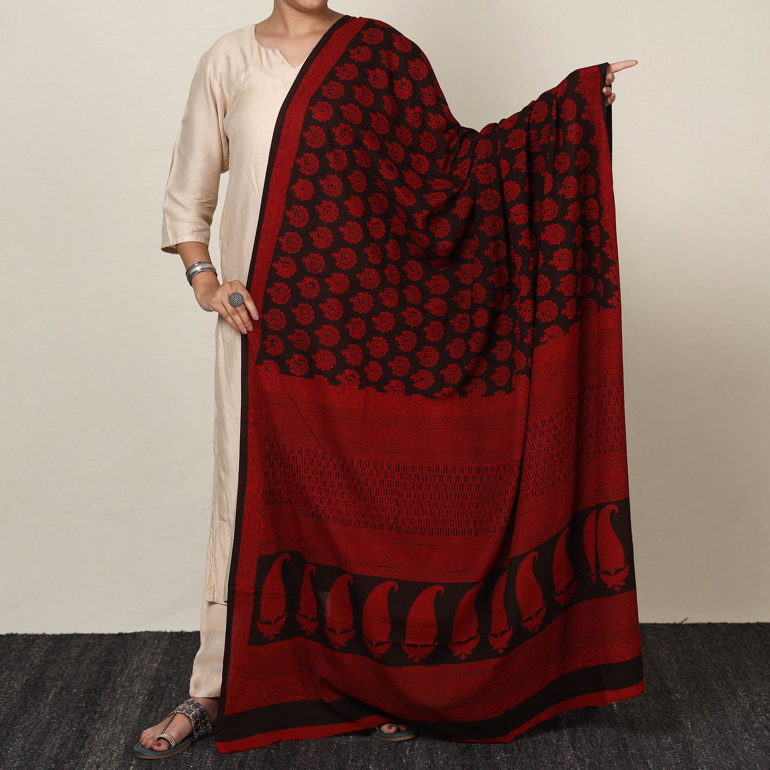 Buy Bagh Block Printed Cotton Dupatta Online at iTokri आई.टोकरी