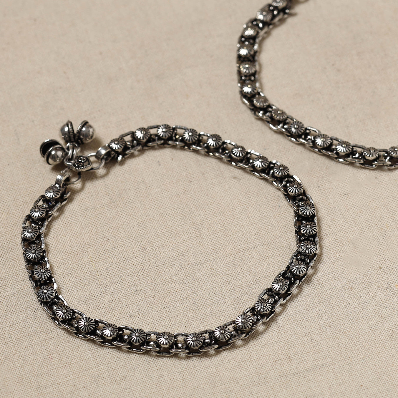 Buy Antique Finish Oxidised German Silver Payal Online at iTokri