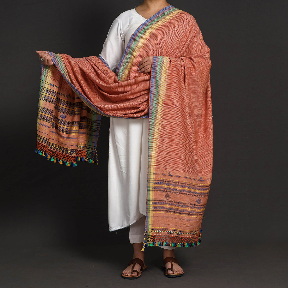 Kutch Bhujodi Weaving Handloom Organic Kala Cotton Dupatta with Tassels