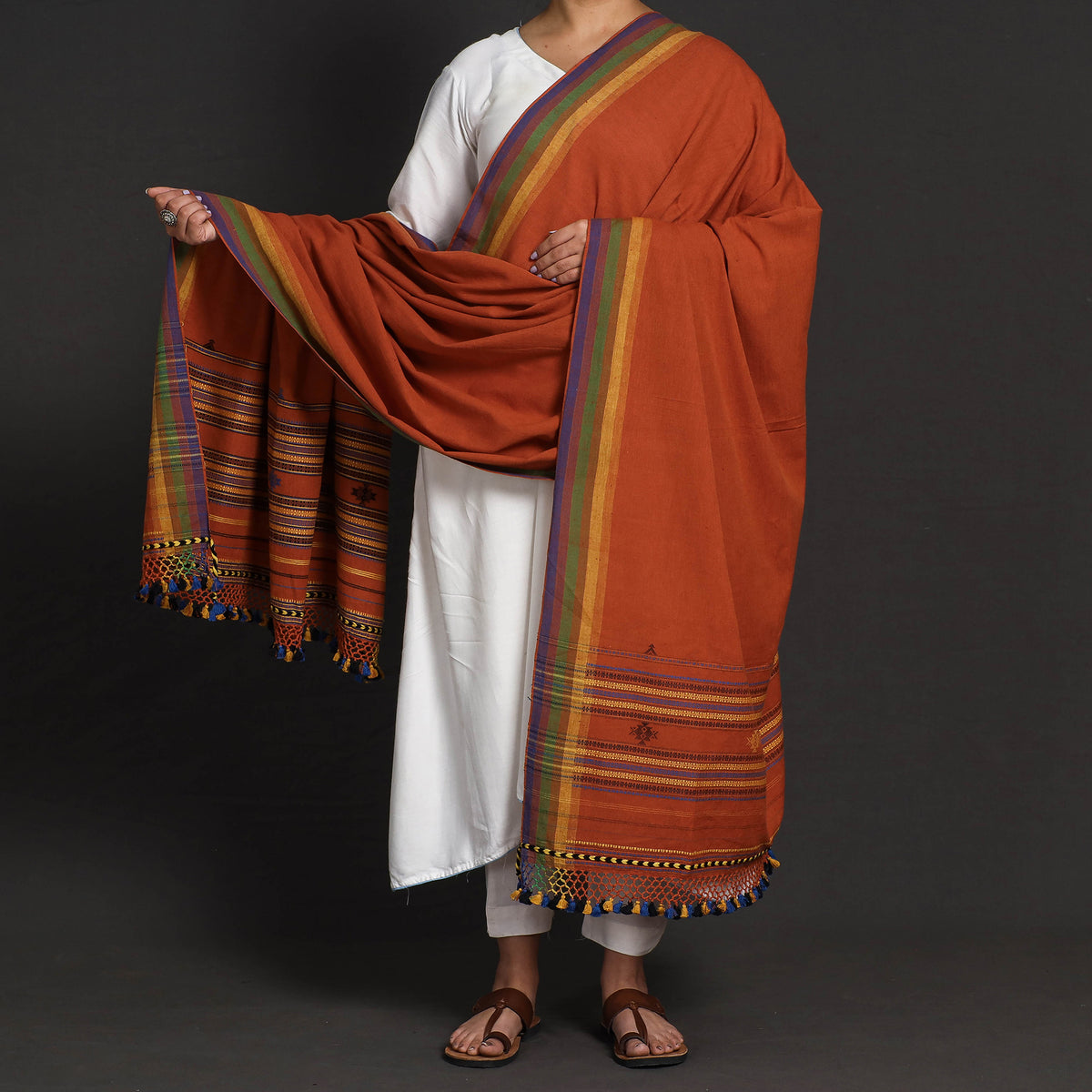 Kutch Bhujodi Weaving Handloom Organic Kala Cotton Dupatta with Tassels