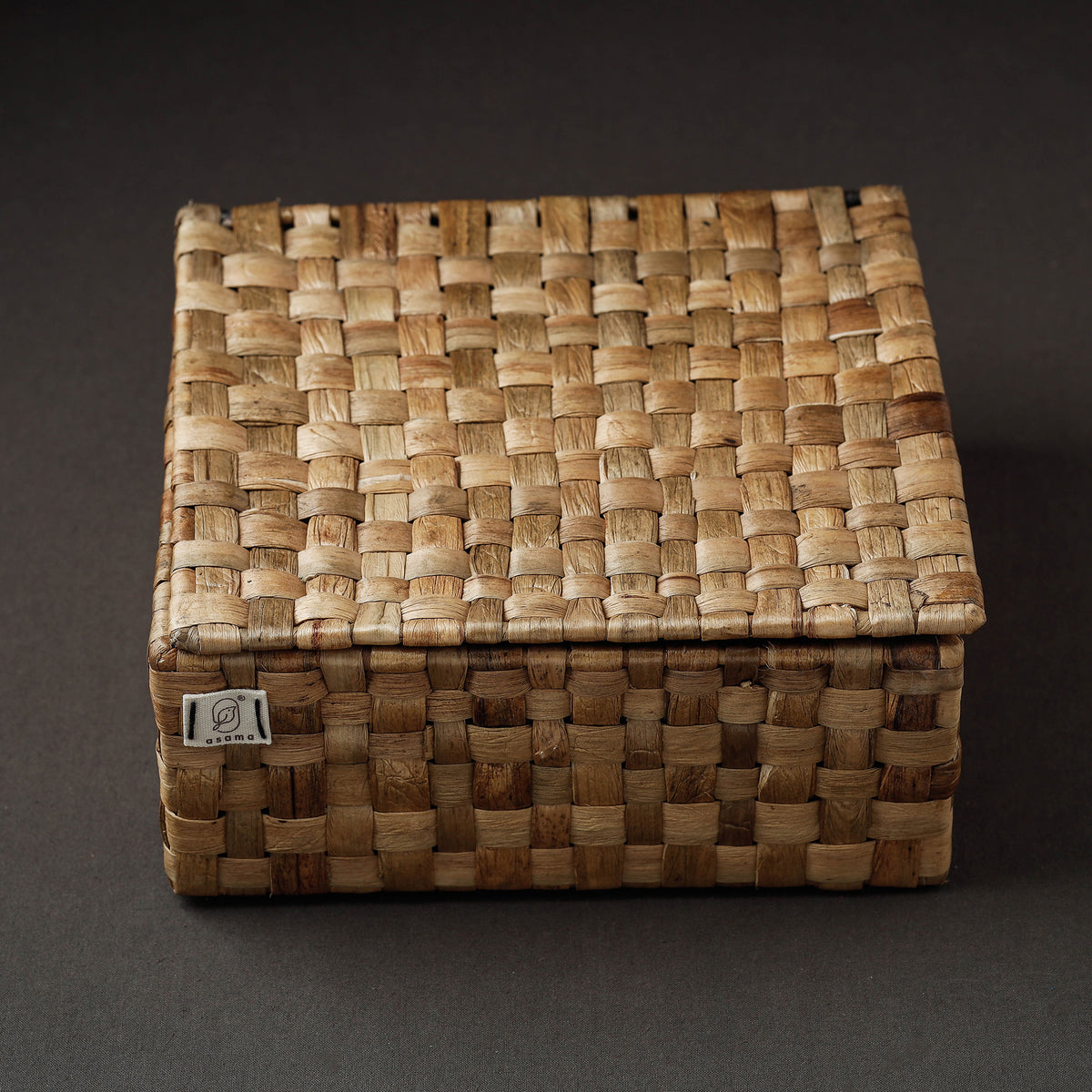 Handcrafted Organic Water Hyacinth Basket (9 x 8 in)