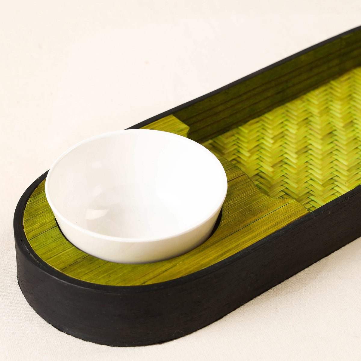 Kadam Haat Handmade Bamboo Chip &amp; Dip (Green)
