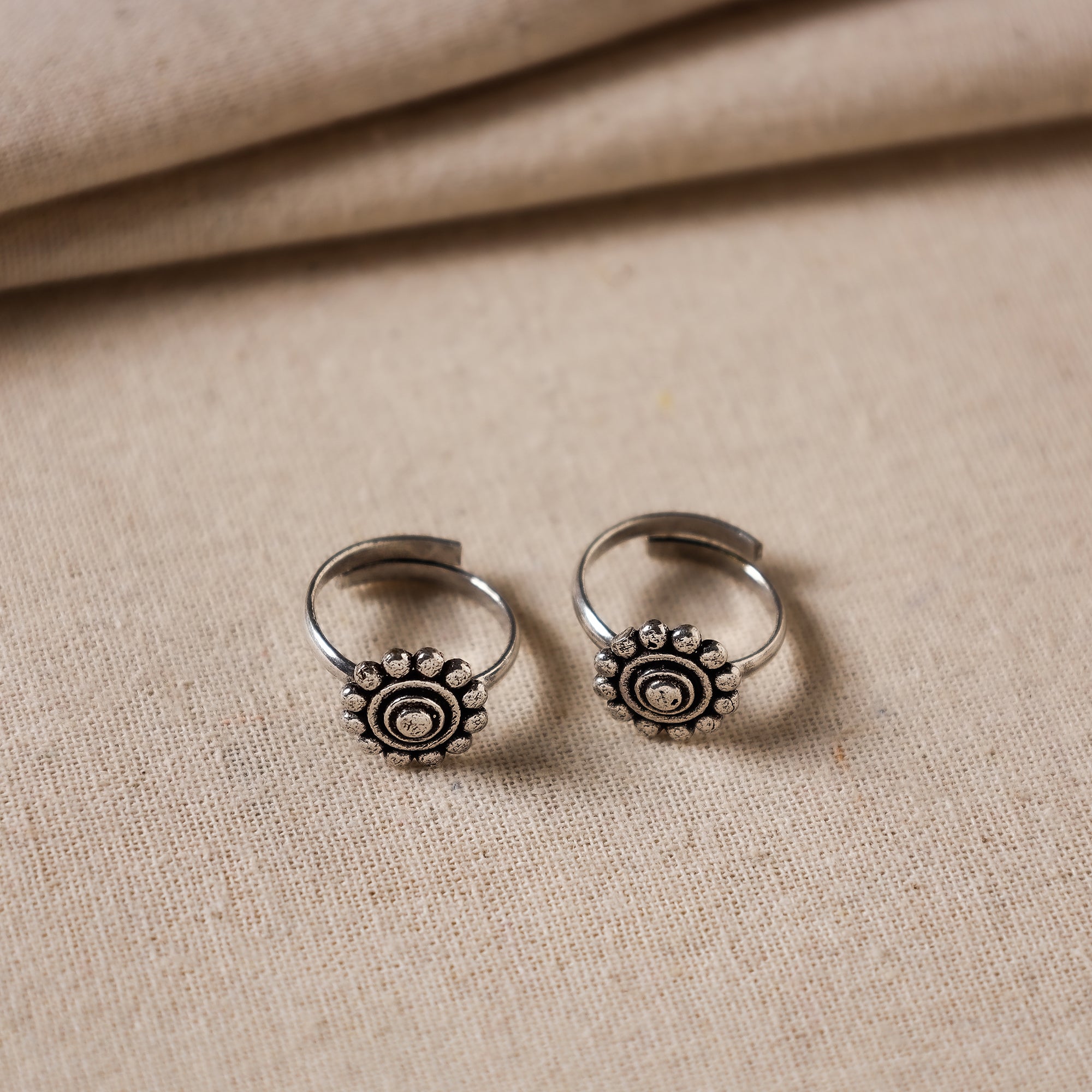 Silver bichhiya deals online shopping