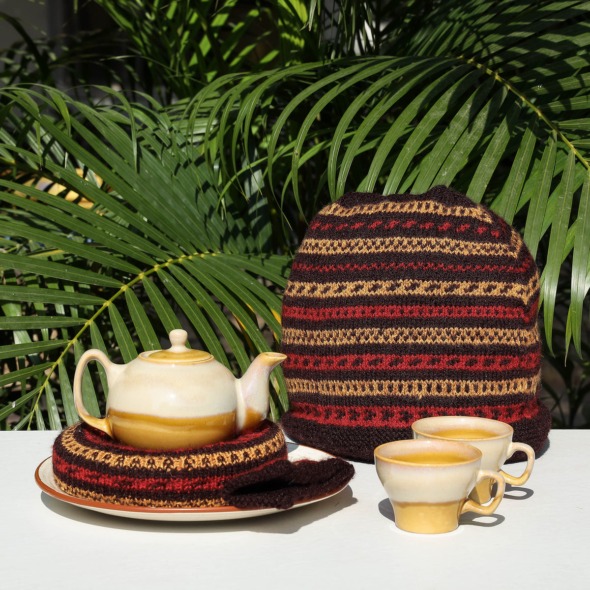 Kumaun Hand-knitted Woolen Tea Cozy Set