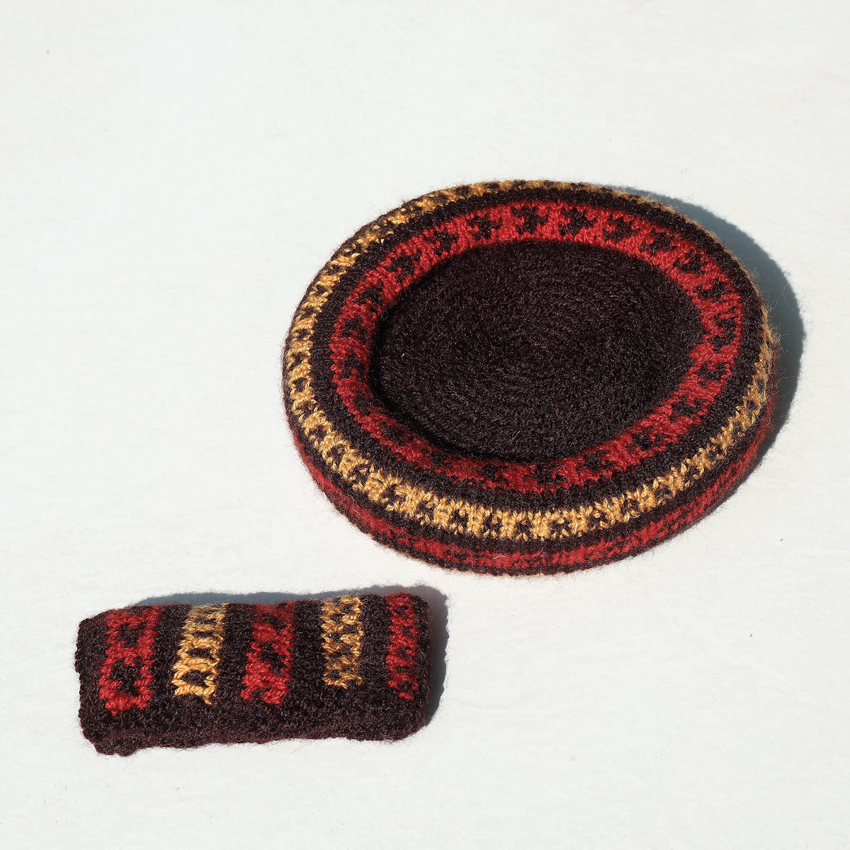 Kumaun Hand-knitted Woolen Tea Cozy Set