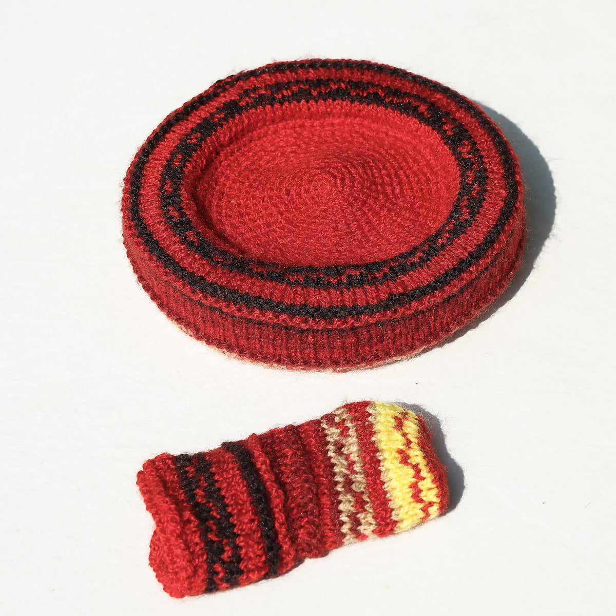 Kumaun Hand-knitted Woolen Tea Cozy Set