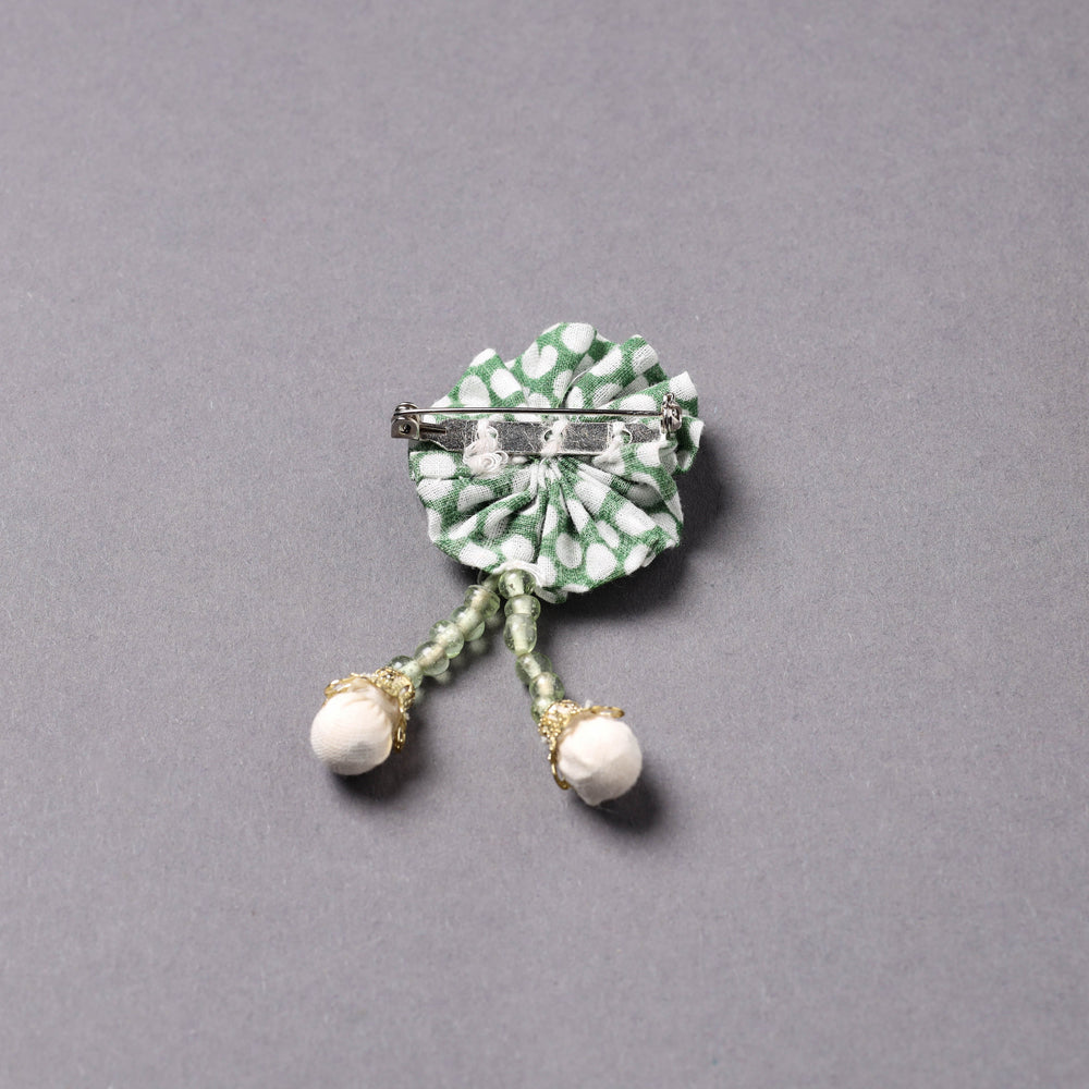 Arroz Gold Plated Pearl Layer Back saree brooch with pearl strings Brooch  Price in India - Buy Arroz Gold Plated Pearl Layer Back saree brooch with  pearl strings Brooch online at Flipkart.com