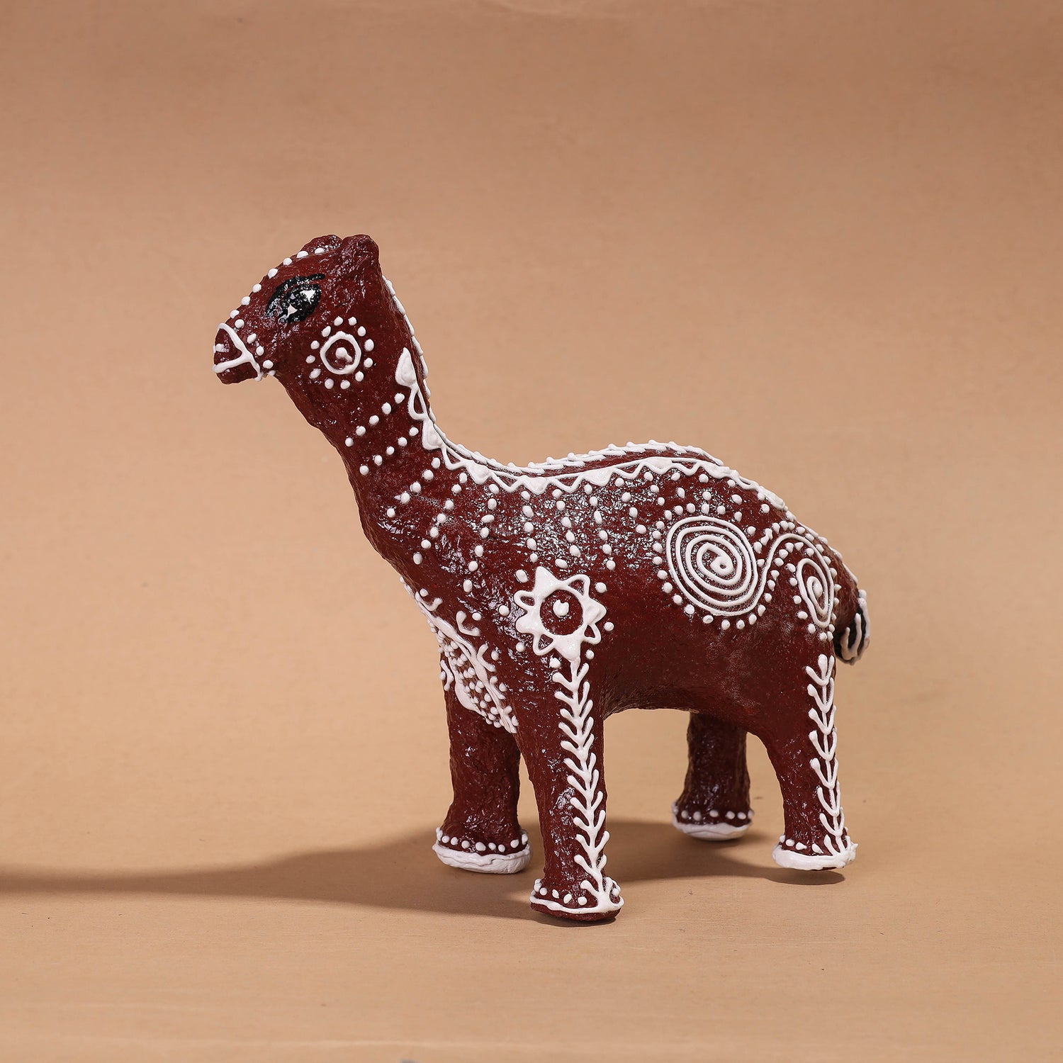 Mandana Art Handpainted Paper Mache Camel (11 x 3 in)