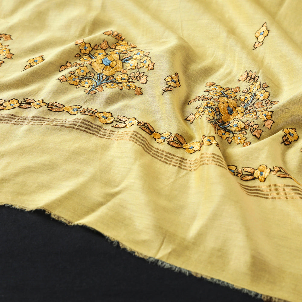 Kashidakari Hand Embroidered Chanderi Silk Handloom Dupatta with Zari Border