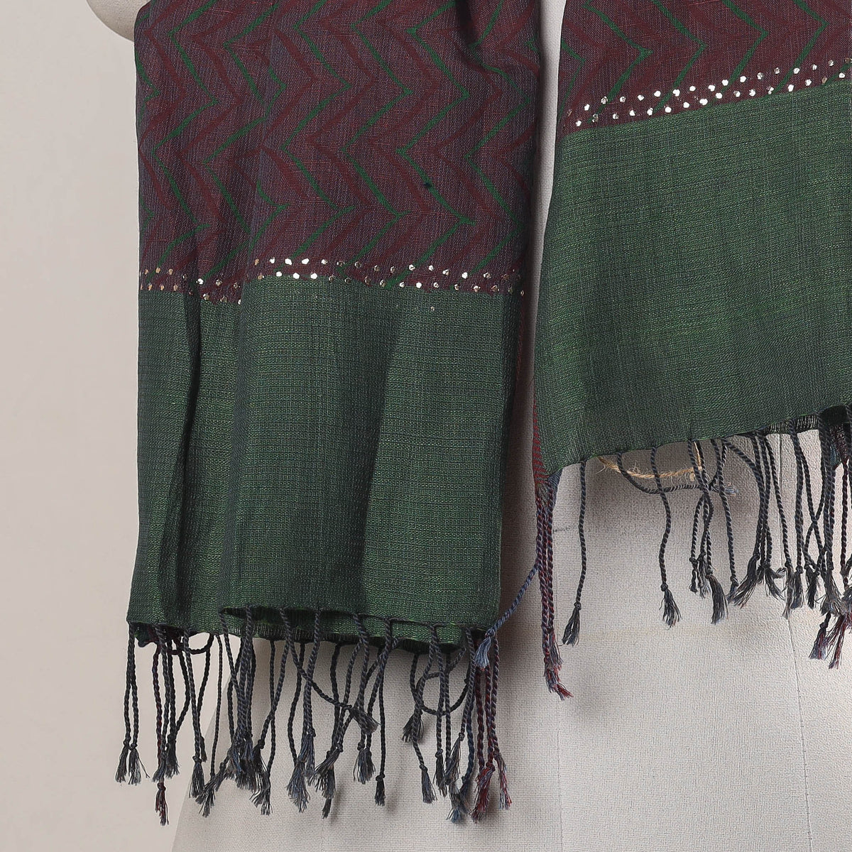 Karomi Jamdani Handwoven Silk Stole from Bengal
