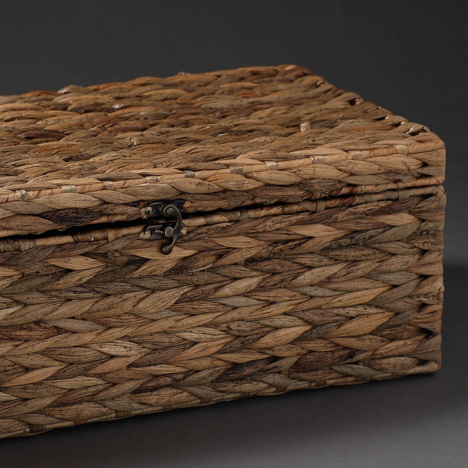 Handcrafted Organic Water Hyacinth Storage Trunk (15 x 8 in)