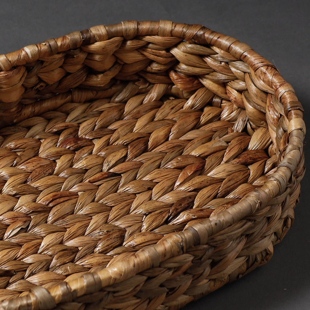 Handcrafted Organic Water Hyacinth Oval Tray (15 x 9 in)