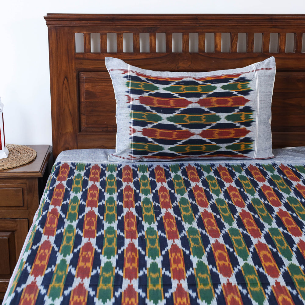 Pochampally Ikat Weave Cotton Double Bedcover with Pillow Covers (105 x 90 in)