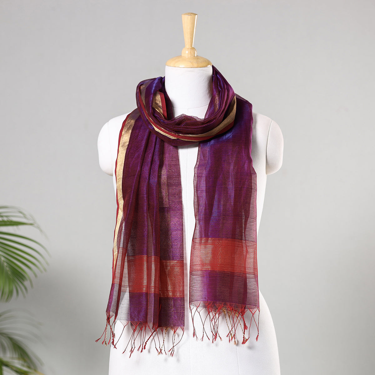 Traditional Maheshwari Tissue Silk Handloom Zari Work Stole