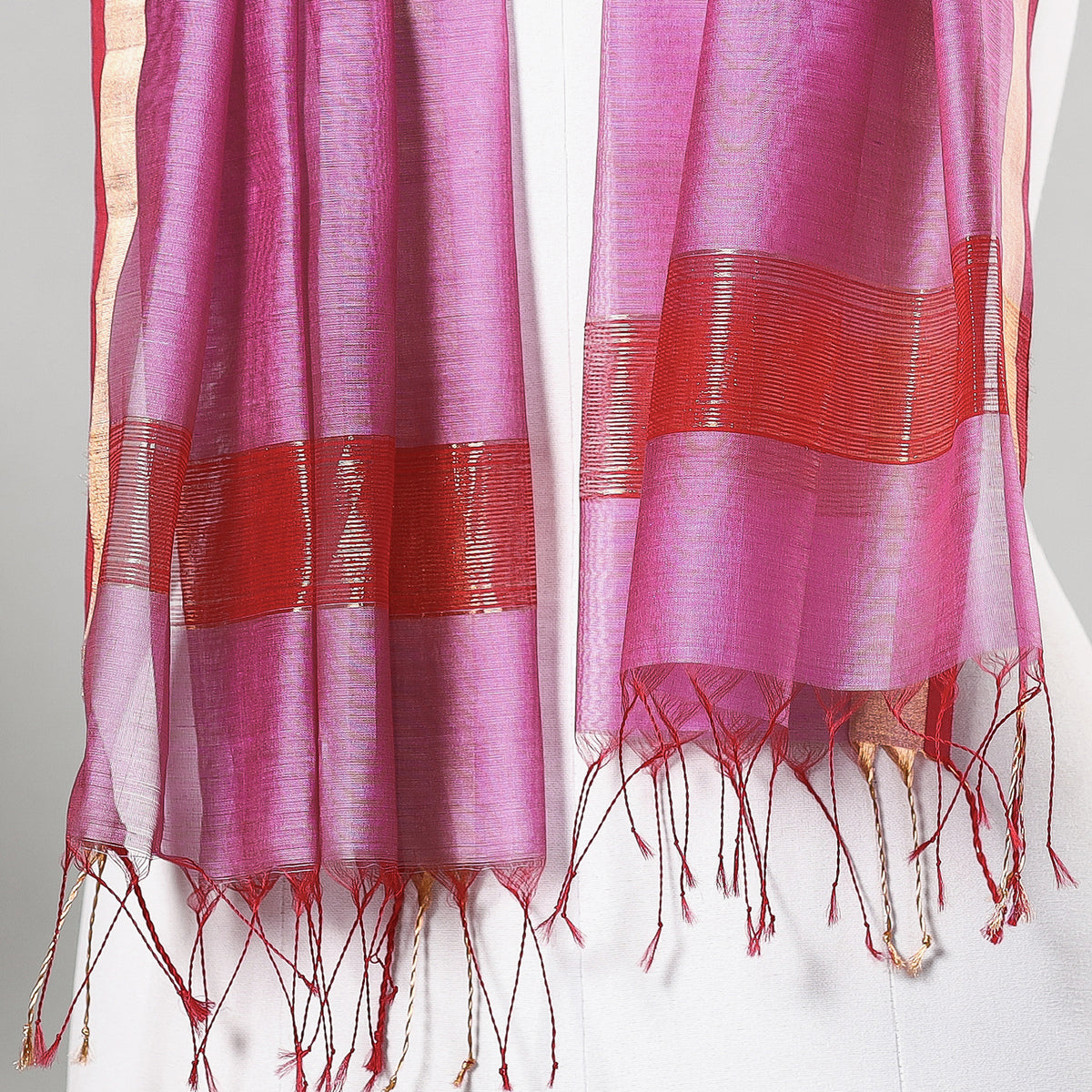 Traditional Maheshwari Silk Handloom Zari Work Stole