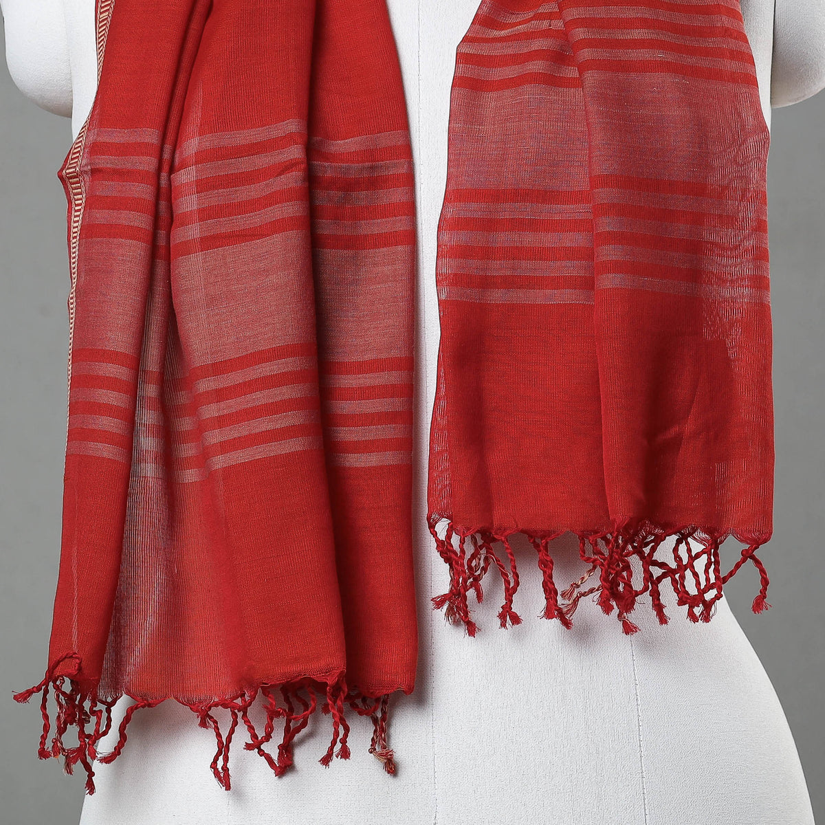 Traditional Maheshwari Cotton Handloom Stole with Tassels