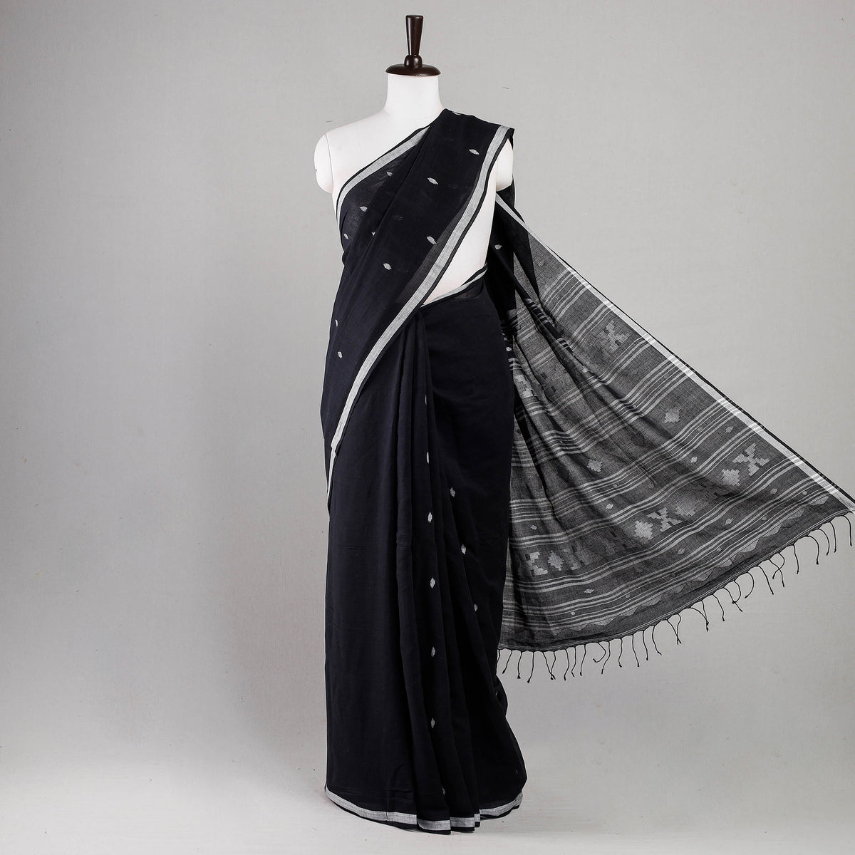 Phulia Bengal Jamdani Buti Handloom Pure Cotton Saree