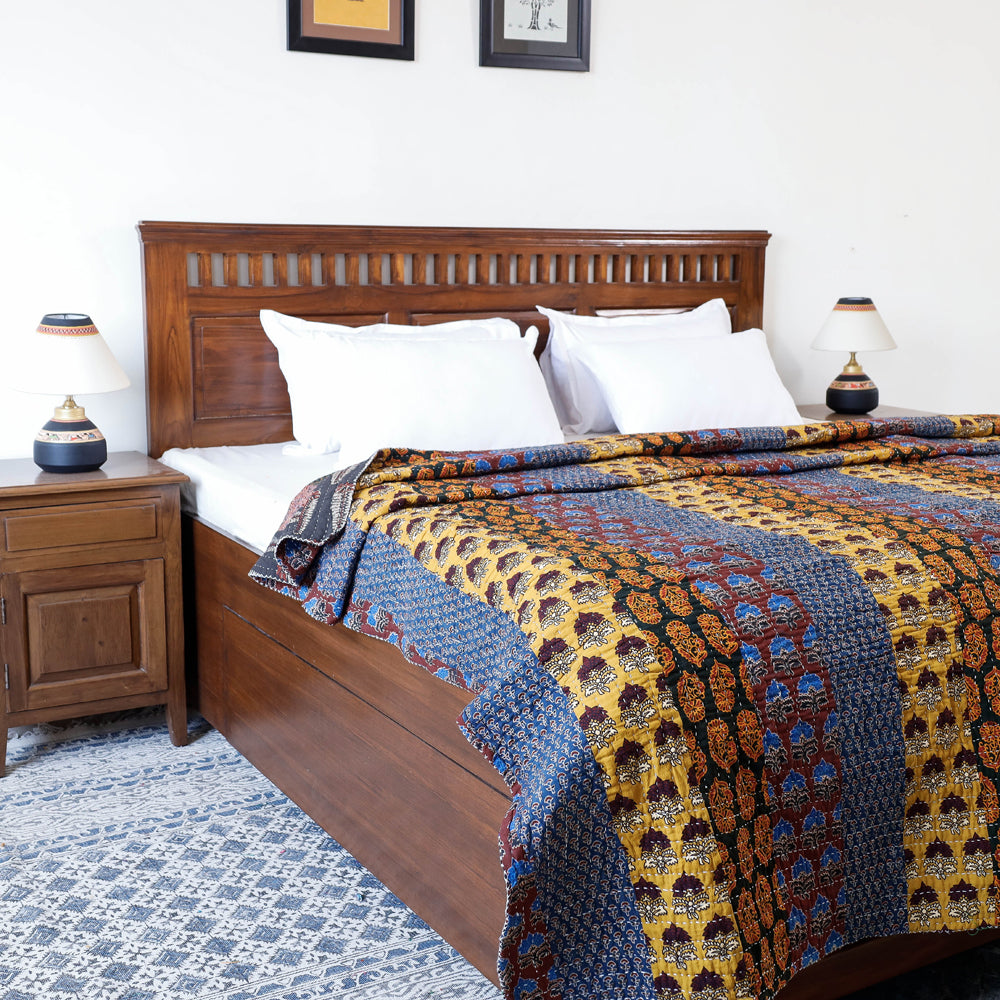 Reversible Ajrakh Print Patch &amp; Tagai Work Cotton Quilt / Gudri / Blanket (104 x 87 in)