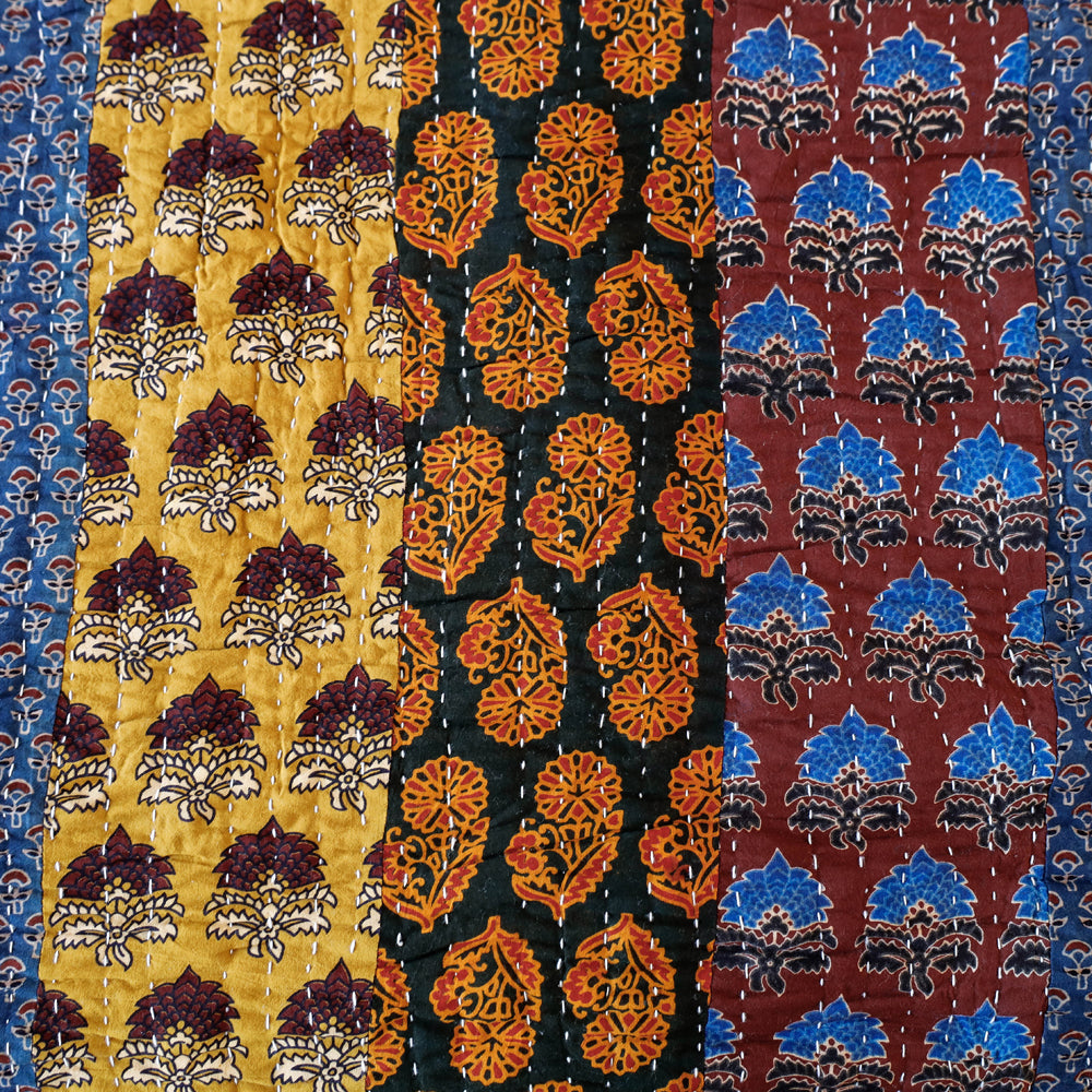 Reversible Ajrakh Print Patch &amp; Tagai Work Cotton Quilt / Gudri / Blanket (104 x 87 in)