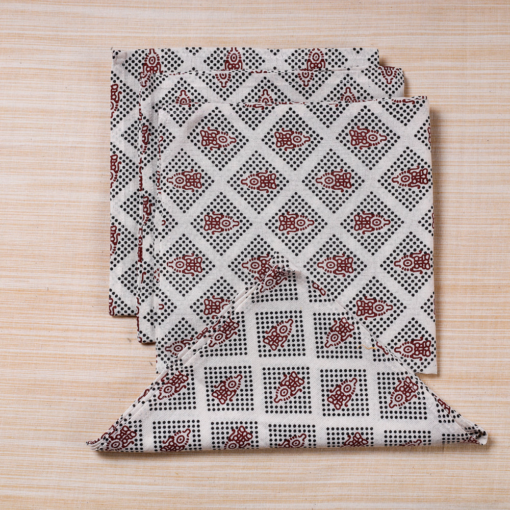 Set of 4 Handmade Cotton Fabric Table Napkins (18 x 18 in)