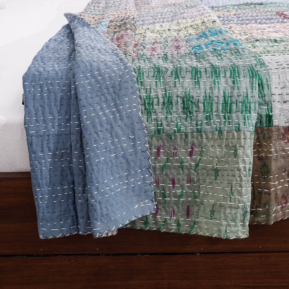 Khambadiya Patchwork Silk Cotton Quilt / Gudri / Blanket (102 x 90 in)