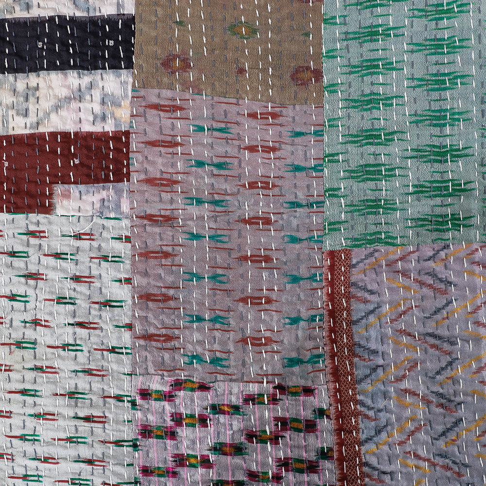 Khambadiya Patchwork Silk Cotton Quilt / Gudri / Blanket (102 x 90 in)