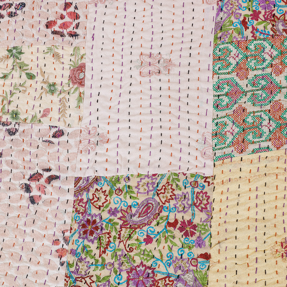 Khambadiya Patchwork Cotton Quilt / Gudri / Blanket (105 x 91 in)