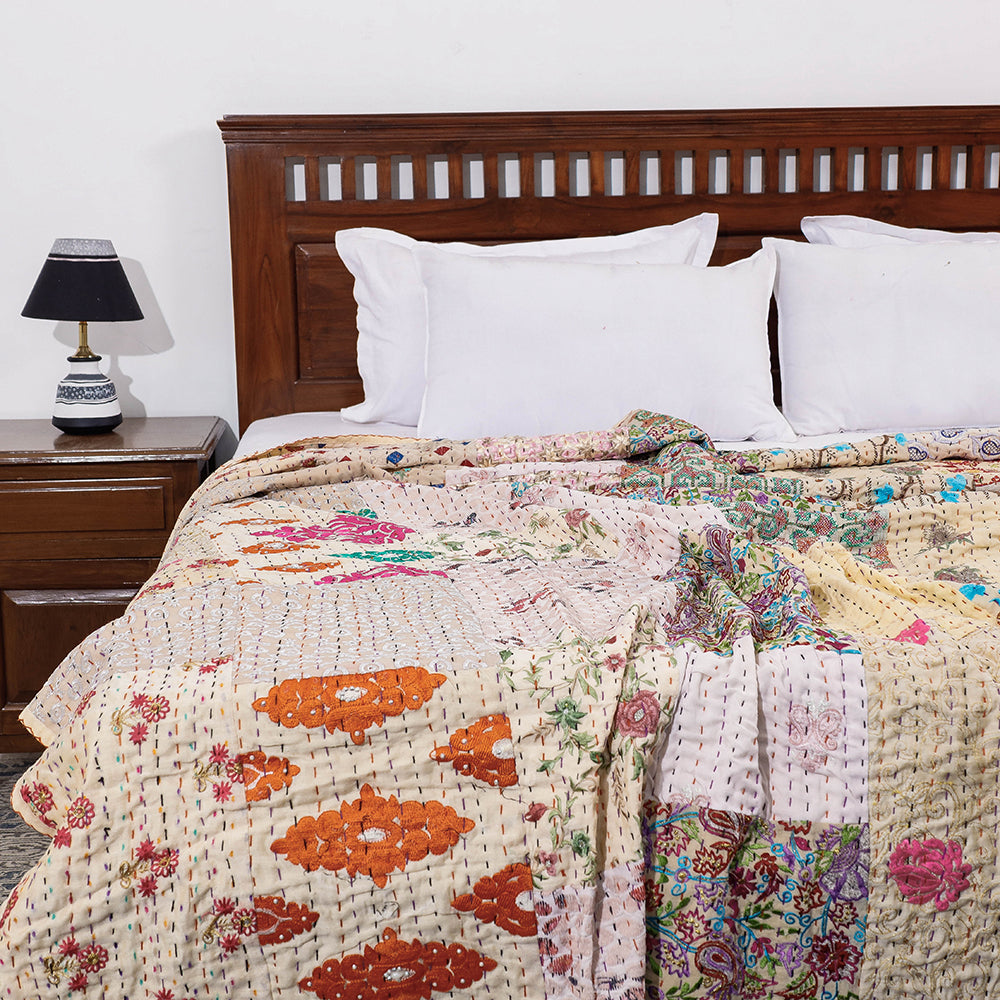 Khambadiya Patchwork Cotton Quilt / Gudri / Blanket (105 x 91 in)