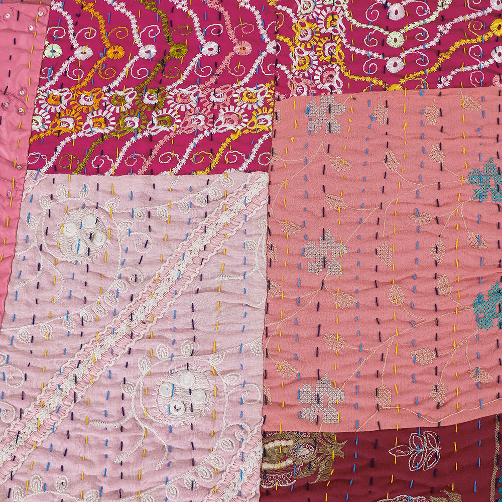 Khambadiya Patchwork Cotton Quilt / Gudri / Blanket (105 x 91 in)