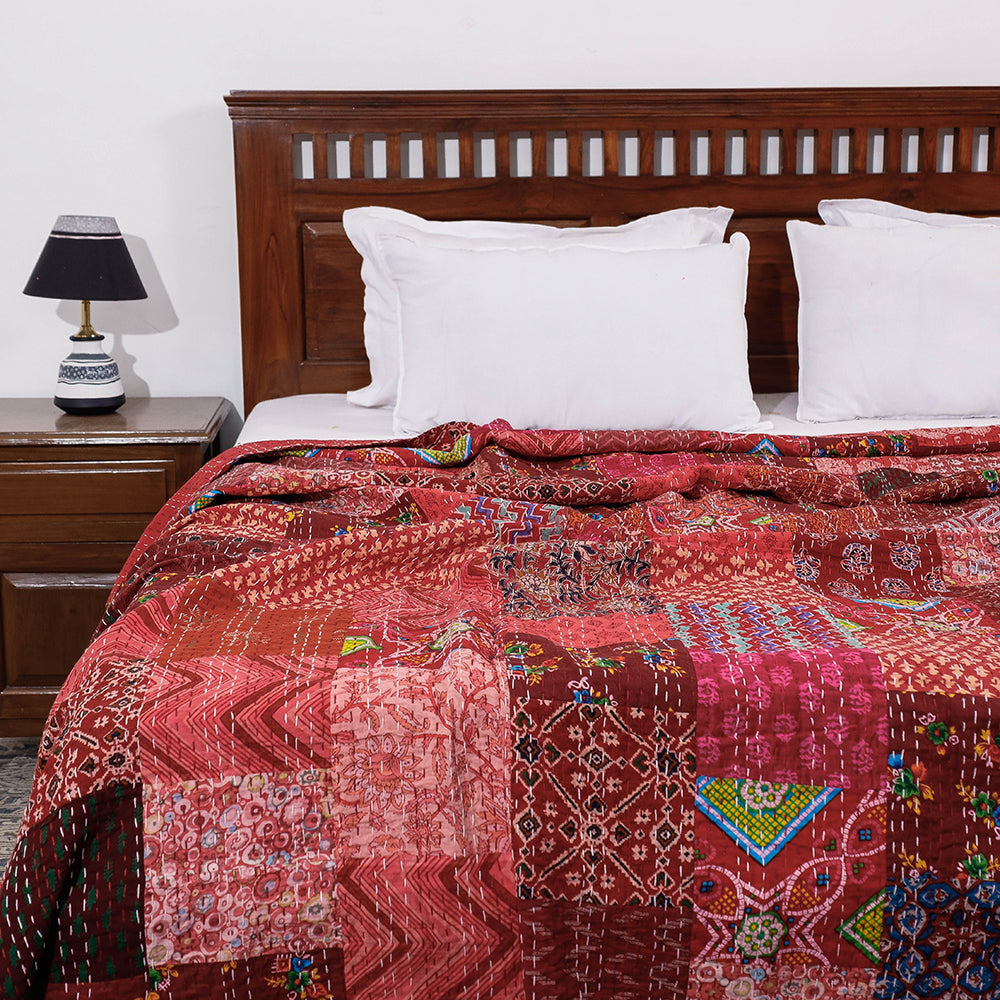 Khambadiya Patchwork Cotton Quilt / Gudri / Blanket (105 x 91 in)