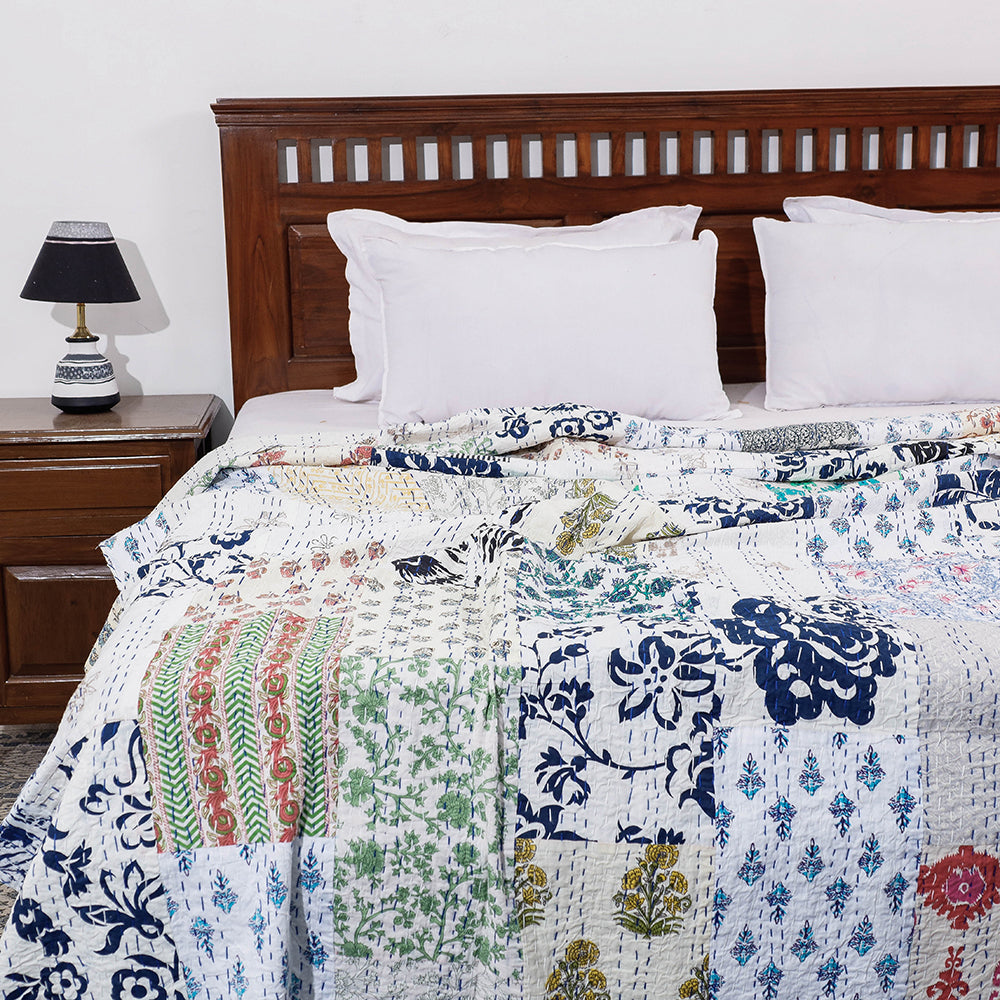 Khambadiya Patchwork Cotton Quilt / Gudri / Blanket (105 x 91 in)