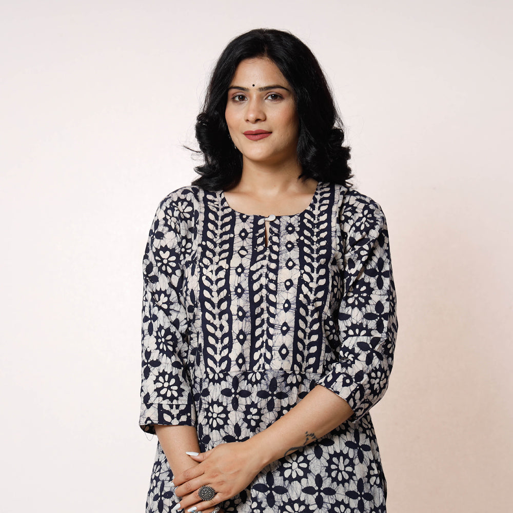 Discover 78+ batik kurti pattern - thtantai2