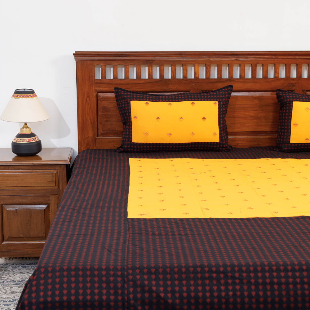 Jacquard Patchwork Cotton Double Bed Cover with Pillow Covers (106 x 83 in)