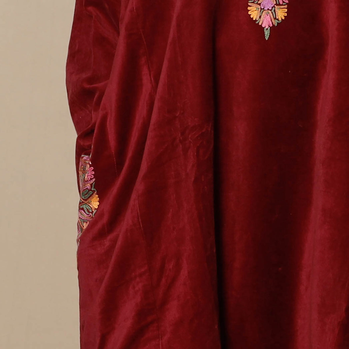 Aari Embroidery Kashmiri Velvet Pheran
