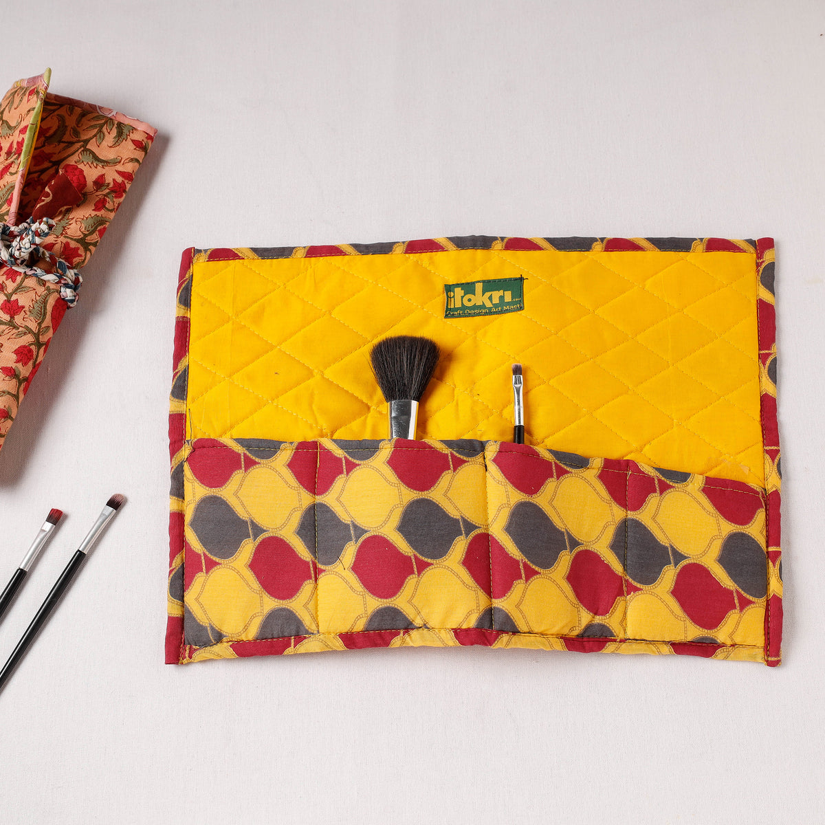 Multipurpose Segmented Storage Wrap Pouch/Case