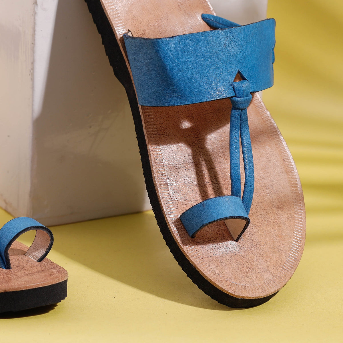 Blue &amp; Tan Toe Ring Handcrafted Women&#39;s Leather Slippers