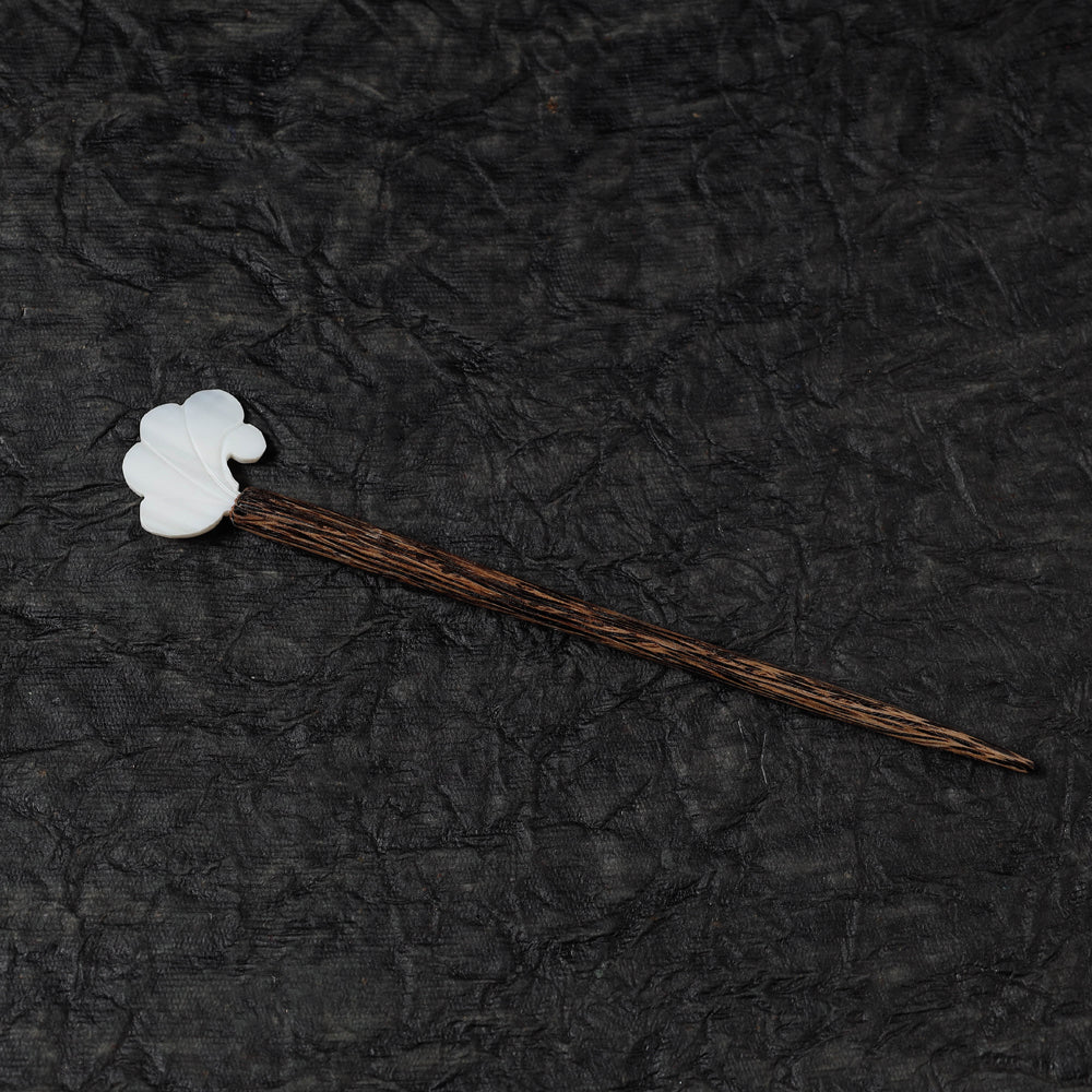 Handcrafted Wooden Seashell Juda Stick